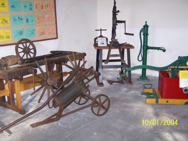 oprava konské stříkačky 2011 051